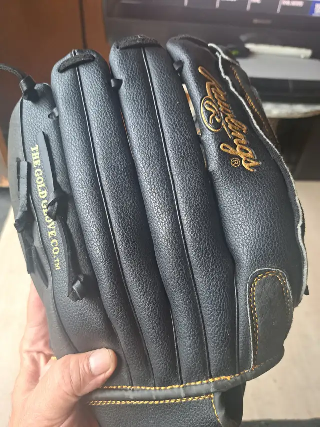 Rawlings Baseball Glove 14 Inch  PM1400B Playmaker Series New in Baseball & Softball in City of Toronto - Image 5
