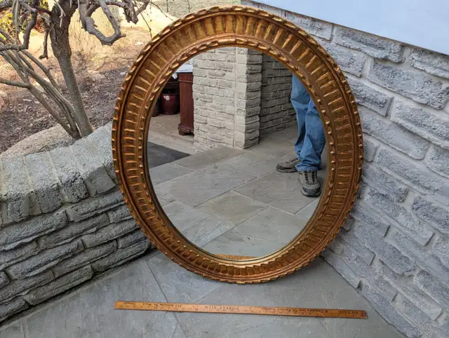 Hallway Vanity Accent Wall Mirror Large in Home Décor & Accents in Oakville / Halton Region - Image 7