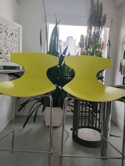 Tabourets intérieur exterieur (2), View more