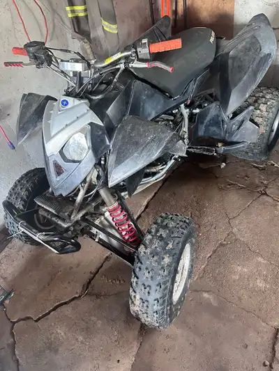 Runs only when pull started the start doesn’t start it for some reason I’m not sure if it’s the carb...