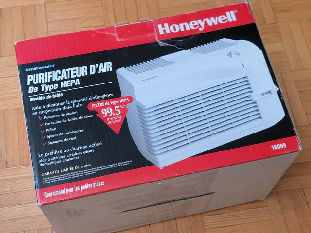 Honeywell HEPA Tabletop Air Purifier for Small Room with Dual Ac in Heaters, Humidifiers & Dehumidifiers in City of Toronto - Image 2