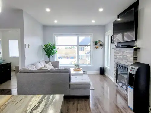 Grand 4 1/2 à louer à Repentigny, dans le secteur recherché de Valmont-sur-Parc. 1 790$ / mois Dispo...