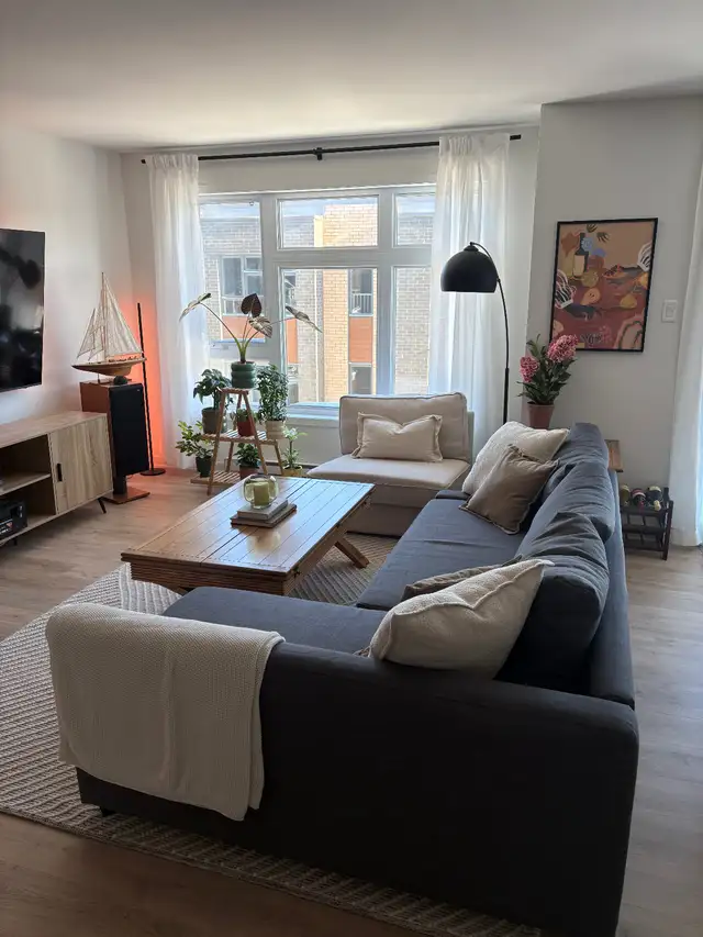 Divan-lit IKEA in Couches & Futons in Longueuil / South Shore - Image 4