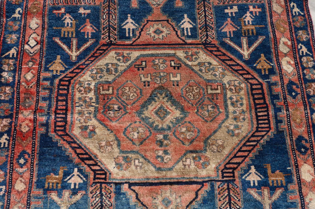 Persian Zanjan Rug hand knotted -Semi Antique- in Rugs, Carpets & Runners in City of Toronto - Image 3