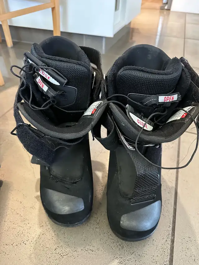 Snowboard Boots- Head Model 7  size US 9.5 in Snowboard in Calgary - Image 5