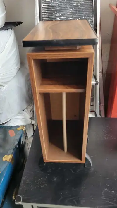 This vintage small wood side table is perfect for storing magazines or records! Its compact size mak...