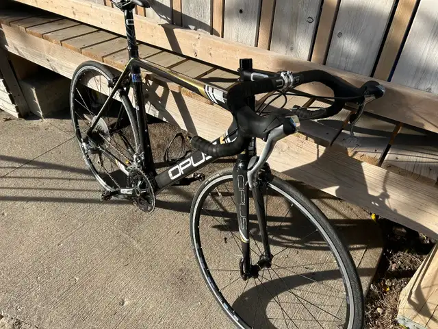 Opus Allegro 4.0 Road Bike in Road in Cambridge - Image 4