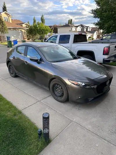 Madza 3 preferred, hatchback, top of the line. Low mileage, REBUILT title. Has heads up display Crui...