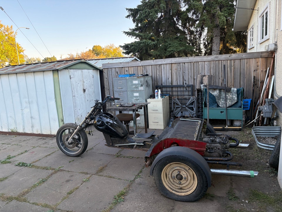 VWTrick motorcycle it has a four-cylinder Volkswagen engine in | Other ...