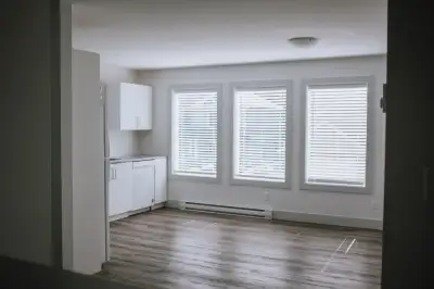 Ideally situated, our bright & clean 2-bedroom, top floor suite (725 sq ft) is now available for ren...