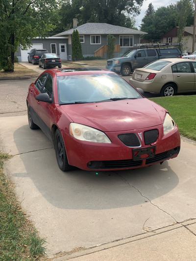 Selling Pontiac G6 for $3200 (AS IS) OBO