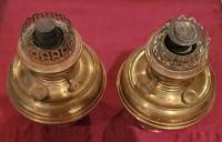 PAIR OF ANTIQUE 1905 RAYO OIL LAMP