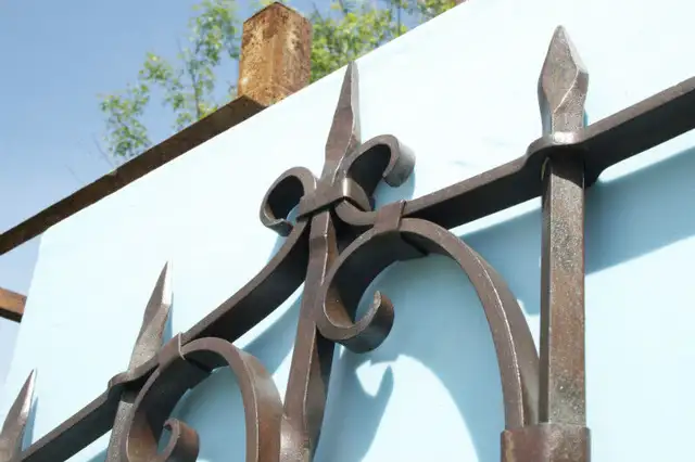 PORTAIL FER FORGÉ in Decks & Fences in Granby - Image 9