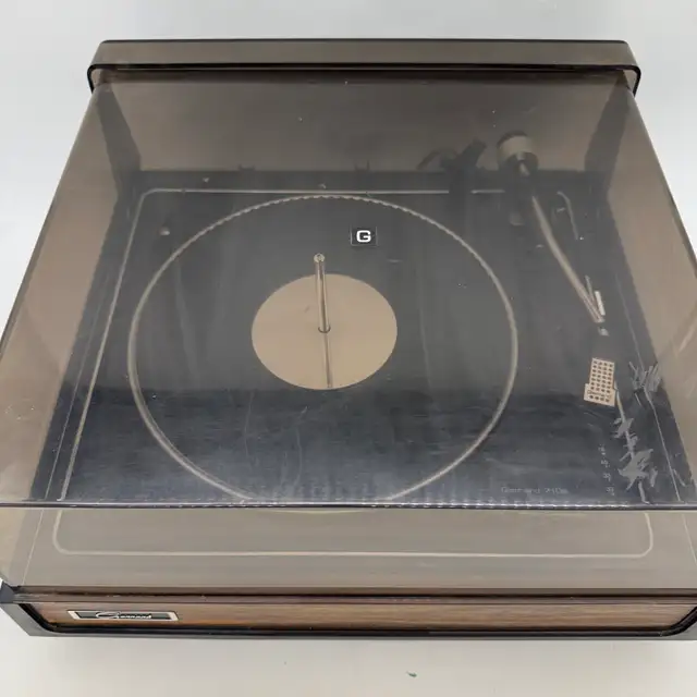 Vintage 1970s Garrard 710E Turntable Record Player For Parts in Stereo Systems & Home Theatre in City of Toronto - Image 5