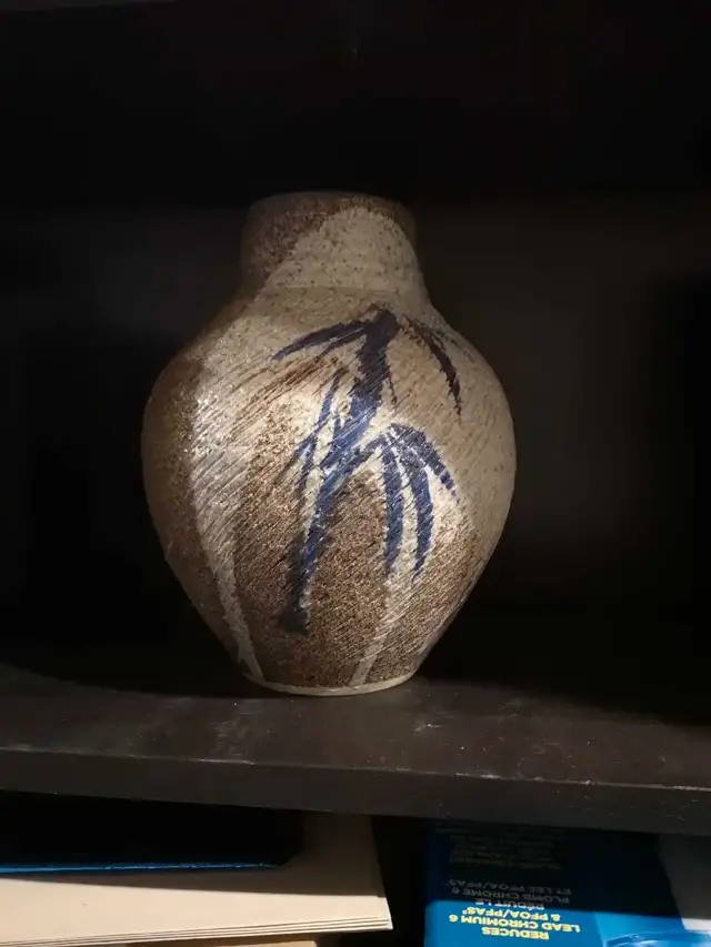 beautiful vase for sale628632712666911214