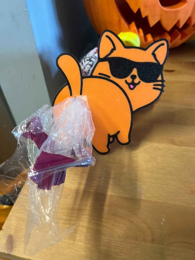 3D-Printed Cat Bag Clips in Arts & Collectibles in Fort McMurray - Image 2