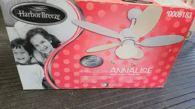 Harbor Breeze Analise 44-in Ceiling Fan with Light Kit (5-Blade), View more
