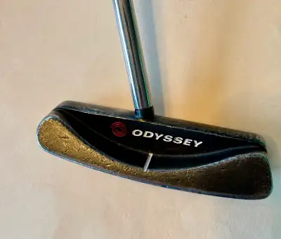 Used Center shaft putter