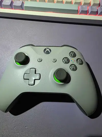 Xbox one controller , View more