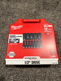 Milwaukee 12pc 1/2 Drive Impact Socket Kit