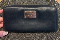 Michael Kors Hamilton Leather Wallet