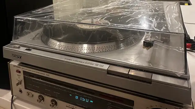 Sony PS-T22 Direct Drive Turntable w/ Shure M44-7 in Stereo Systems & Home Theatre in Calgary - Image 10