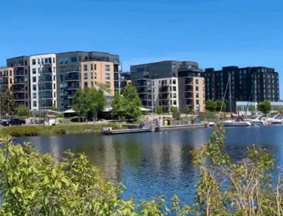 Large luxurious one bedroom plus den and balcony for sale. Fifth floor unit 1502 at 2280 Sleeping Gi...