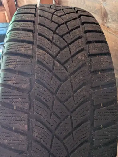 Goodyear Snow Tires on Rims. 215/55R17. 5-bolt pattern Excellent condition.