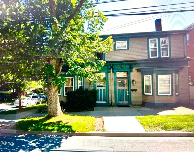 Bright & Spacious Suite in Prime South End Location! - Sublet