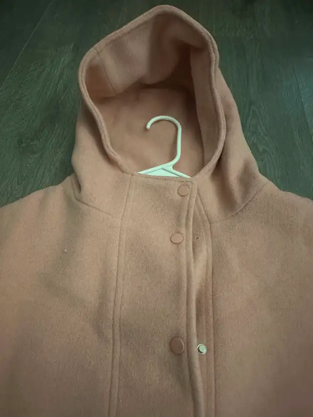 Pink winter coat in Women's - Tops & Outerwear in City of Toronto - Image 3