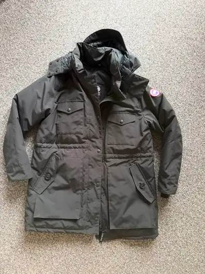 Canada Goose Women, View more