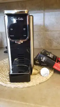 Nespresso maker Sur la Table