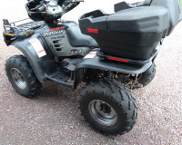 4x4 Polaris Sportsman 700 twin