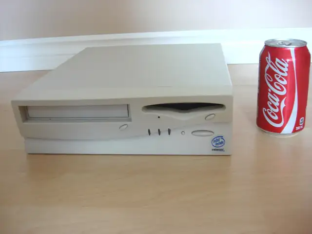 Vintage Retro gaming PC classic BookPC computer in Desktop Computers in Edmonton - Image 3