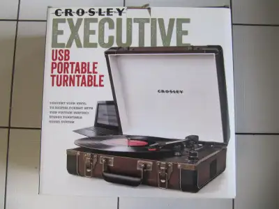 Classic Crosley CR6019A BR USB Turntable Ex Condition Like New!!, View more