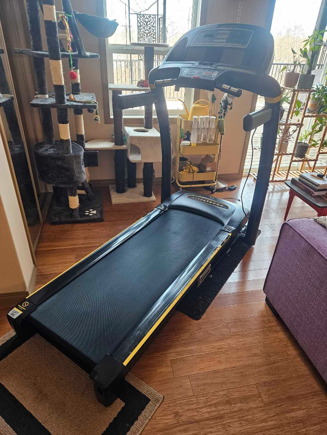 Livestrong LS 8.0T Folding Treadmill in Exercise Equipment in Strathcona County - Image 4