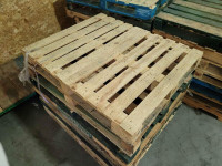 wood skid pallet shipping platform @ 391 Attwell drive, delivery