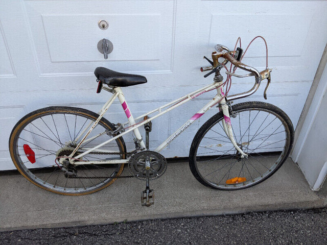 Velo original Supercycle de Canadian Tire Randonnee ville et hybrides Ville de Montreal Kijiji Petites Annonces