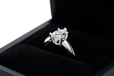 Francis Claire Lyra Moissanite Ring - 1.70 Carat DEF - Color Gemstone - Size 8 & 6 The Lyra, an exce...