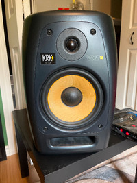 Parts only KRK VXT8 Studio Monitor With Dead Tweeter