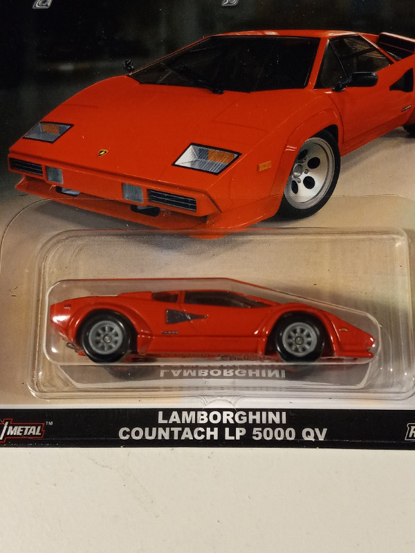 Hot Wheels Car Culture Jay Leno's Garage Lamborghini Countach LP in Toys & Games in Trenton - Image 3