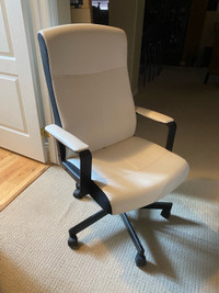 Office adjustable , swivel chair 