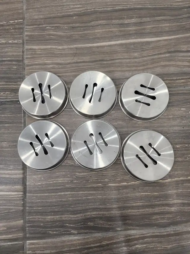 Stainless Steel Shower Caddy & Umbra Soap Dishes (6pcs)