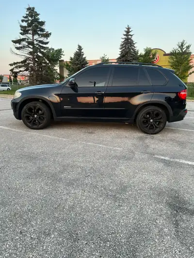 2009 Bmw X5 X Drive 3.0 226 000 km No machanical issues No leaks