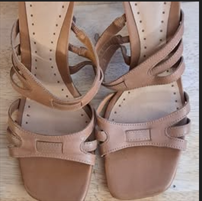 Chaussures K Studio en cuir Pointure 8B (CP H1Y 3E9), View more