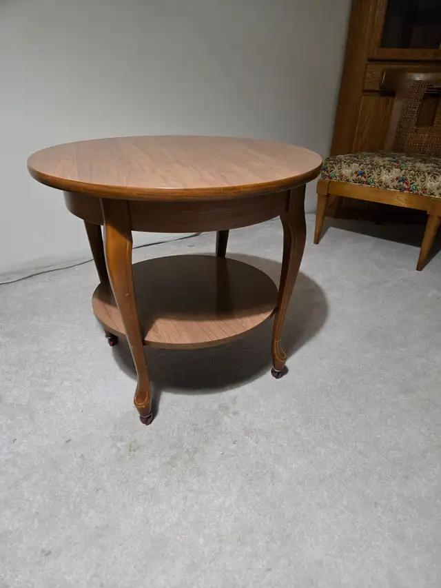 Small Table576949721309521923