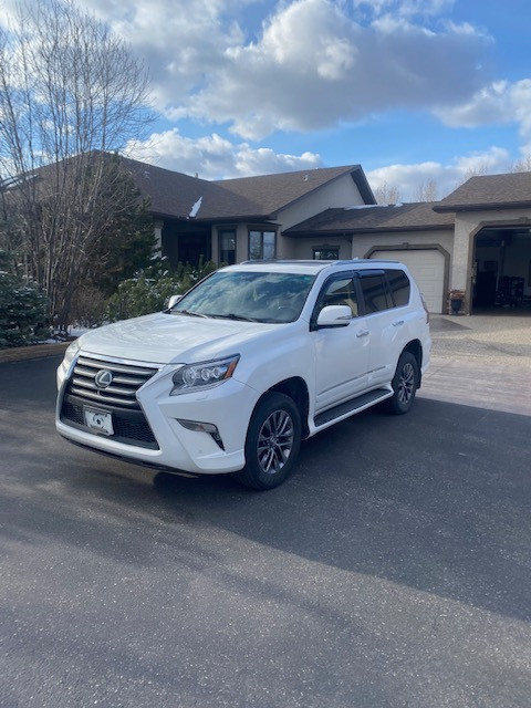 2016 LEXUS GX 460 EXECUTIVE FOR SALE in Cars & Trucks in Calgary - Image 2