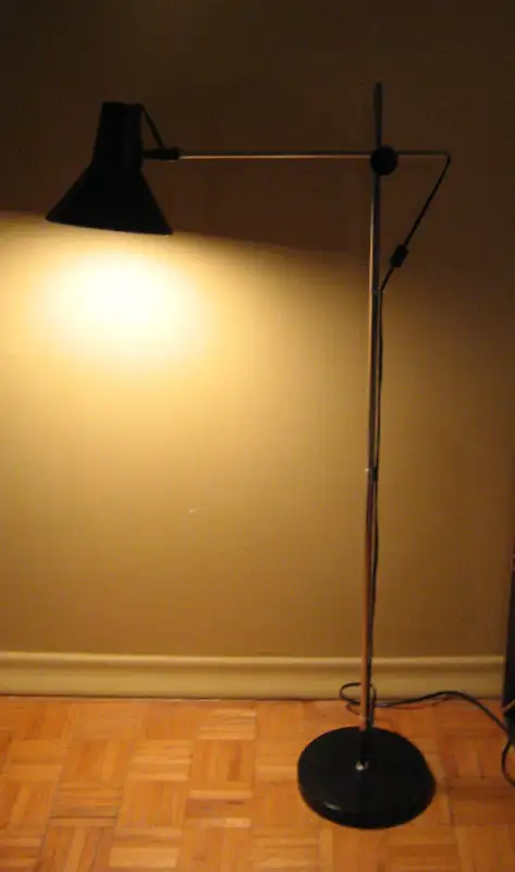 Vintage Stilnovo Arredoluce Adjustable Arm Floor Lamp in Indoor Lighting & Fans in City of Toronto - Image 4