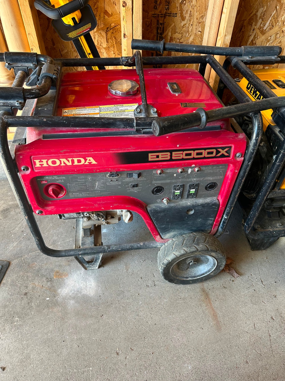 Honda 5000W generator | Other | Kingston | Free local classifieds - Kijiji