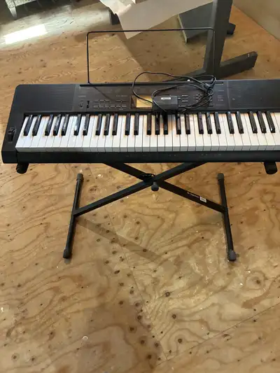 Piano électronique et support, View more